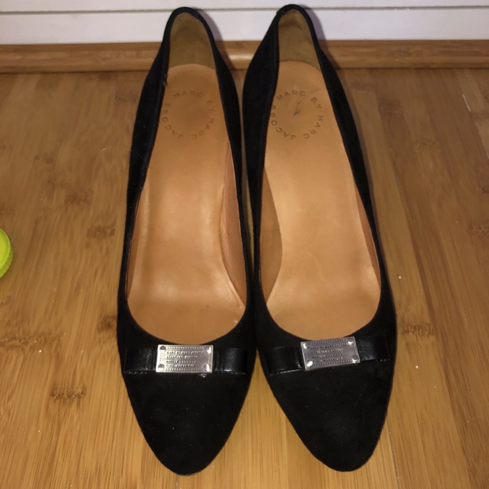 Marc Jacobs stiletto pumps in black suede